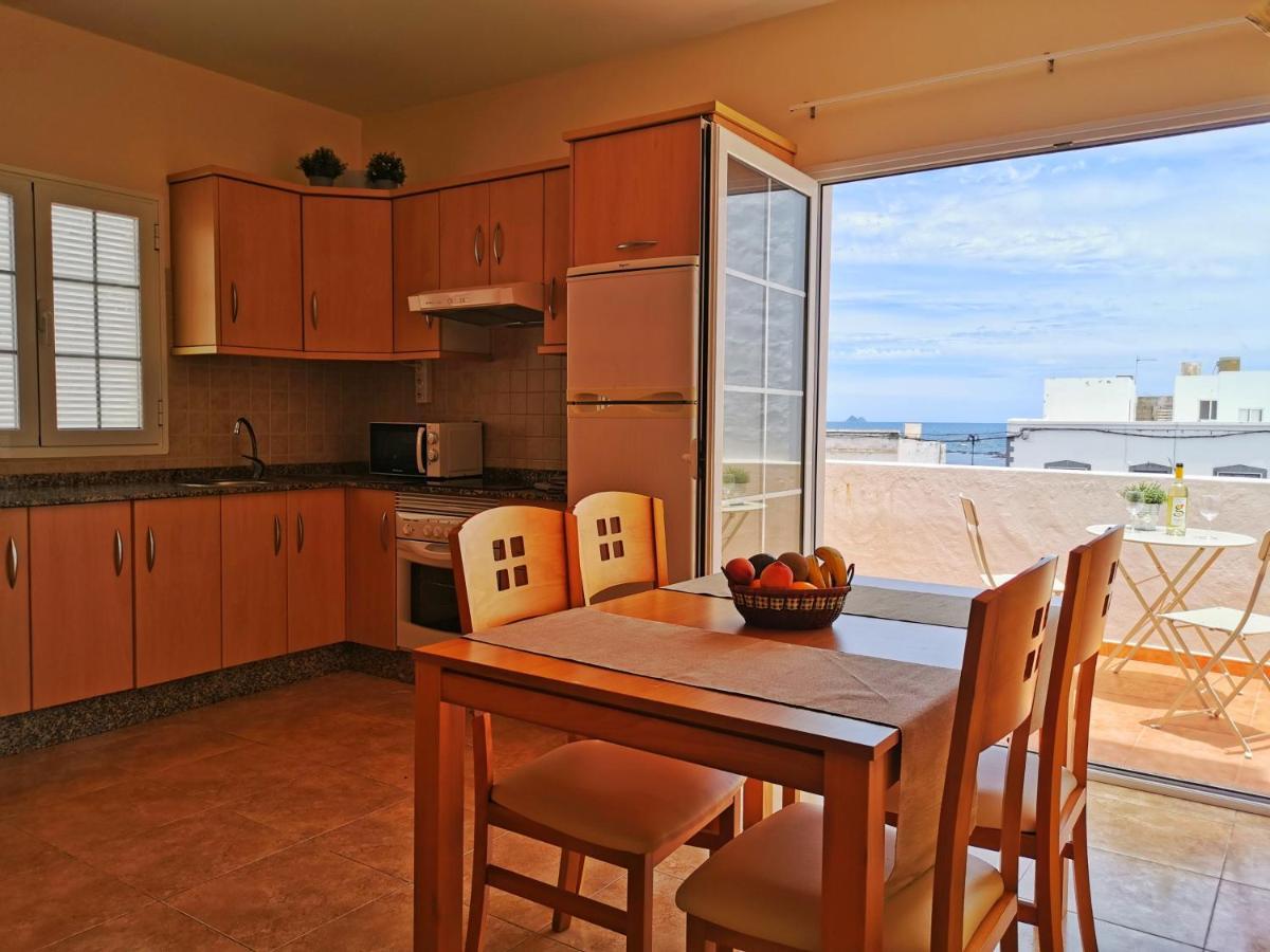 אורסולה Apartamentos Brito מראה חיצוני תמונה