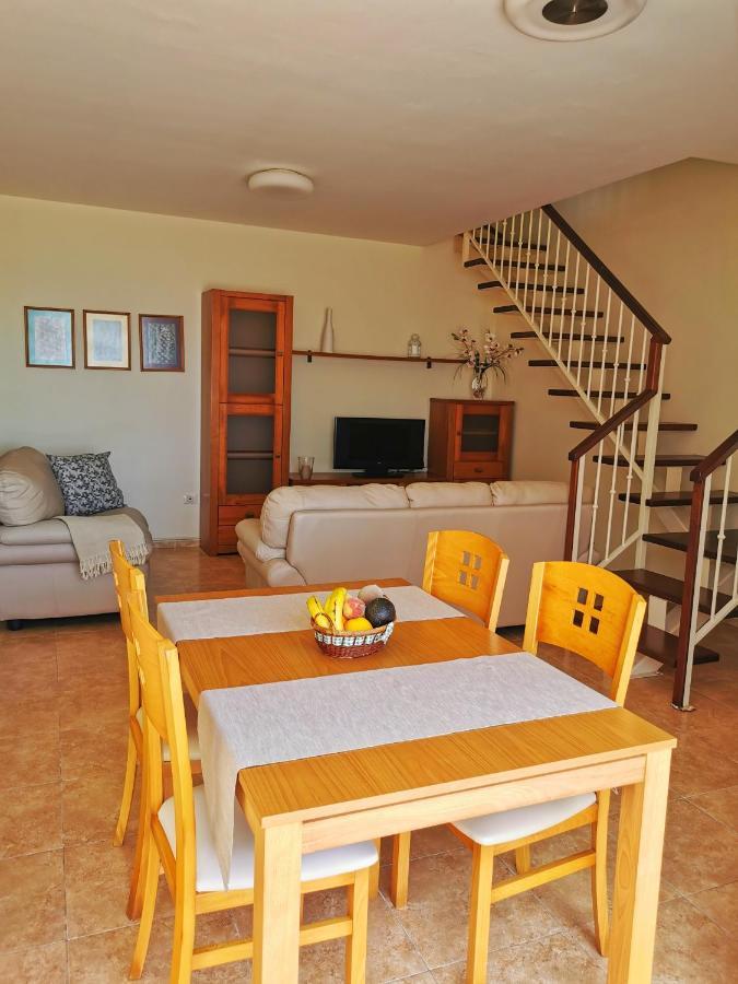 אורסולה Apartamentos Brito מראה חיצוני תמונה