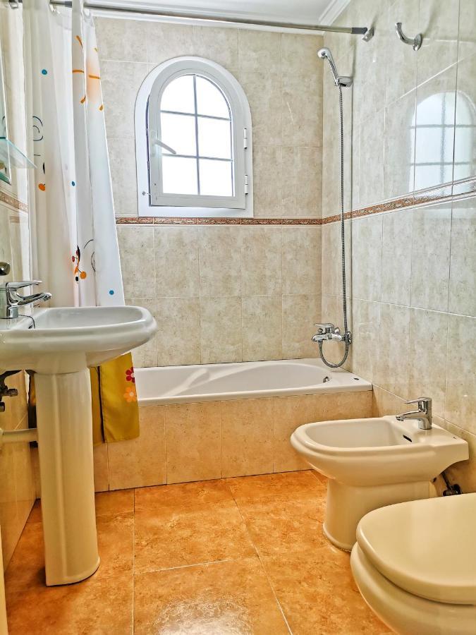 אורסולה Apartamentos Brito מראה חיצוני תמונה