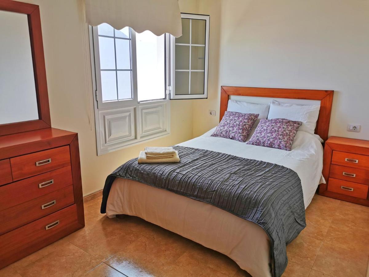 אורסולה Apartamentos Brito מראה חיצוני תמונה
